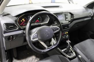 Volkswagen T-Cross  picture 9