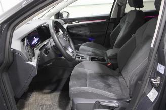 Volkswagen Golf  picture 11