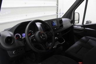 Mercedes Sprinter  picture 10