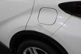 Toyota C-HR  picture 16