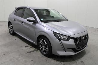 Peugeot 208  picture 3