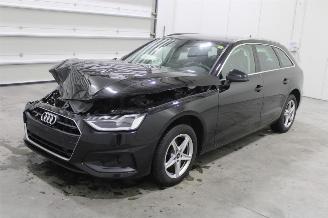 Schadeauto Audi A4  2022/10