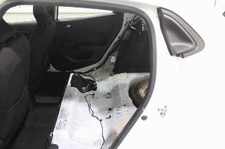 Renault Clio  picture 11