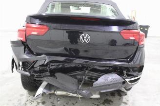 Volkswagen T-Roc  picture 6