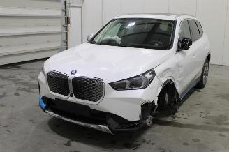 uszkodzony samochody osobowe BMW X1  2024/1