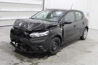 Damaged car Dacia Sandero  2025/6