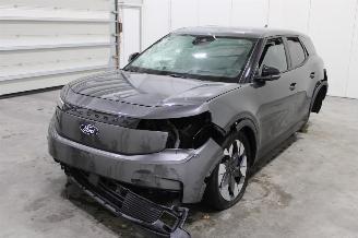 skadebil auto Ford Explorer  2025/8
