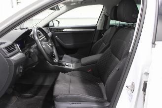Skoda Superb  picture 11