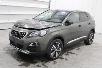 Auto incidentate Peugeot 3008  2019/2