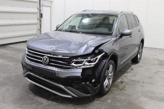damaged passenger cars Volkswagen Tiguan Allspace 2022/11