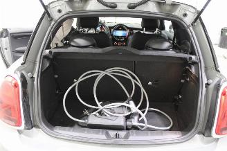 Mini Cooper SE picture 18