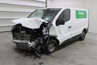 Vrakbiler auto Renault Trafic  2024/5