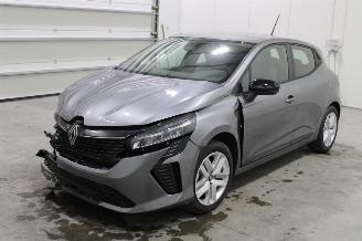 Auto incidentate Renault Clio  2025/1