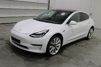 Auto incidentate Tesla Model 3  2019/10