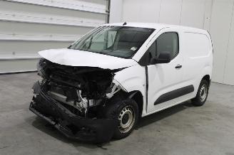Uttjänta bilar auto Peugeot Partner  2019/8