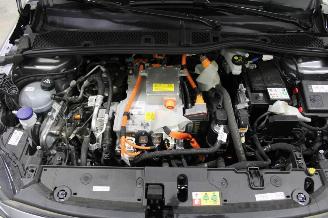 Peugeot e-208  picture 14