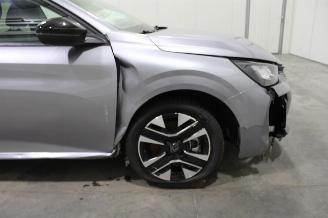 Peugeot e-208  picture 6