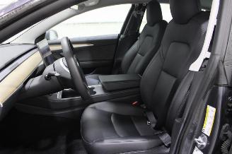 Tesla Model 3  picture 12