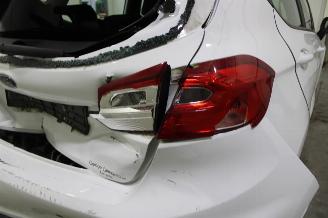 Ford Fiesta  picture 8