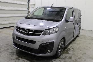 skadebil auto Opel Vivaro  2020/1