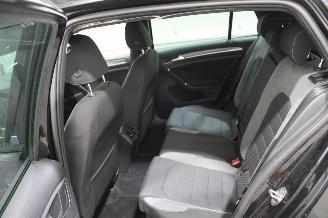 Volkswagen Golf  picture 12