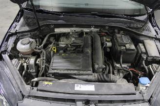 Volkswagen Golf  picture 15