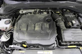 Volkswagen Golf  picture 14