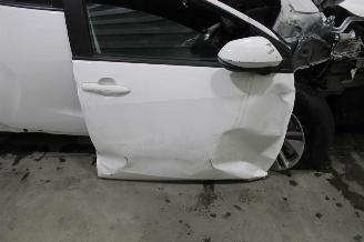 Toyota Yaris  picture 9