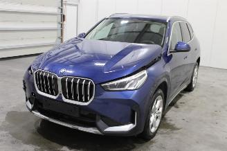 Vaurioauto  passenger cars BMW X1  2024/8