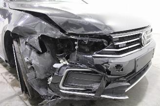 Volkswagen Passat  picture 6