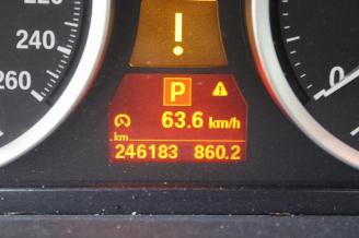 BMW X6  picture 12