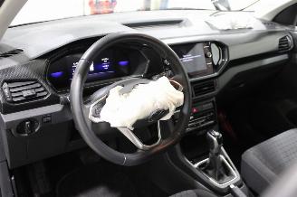 Volkswagen T-Cross  picture 10