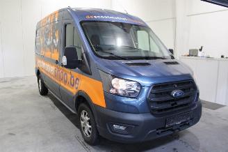 Ford Transit  picture 2