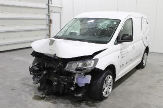 Vaurioauto  passenger cars Volkswagen Caddy  2024/9