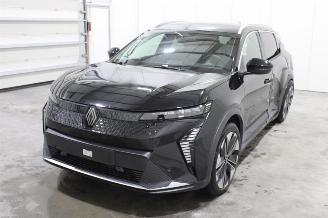 Vaurioauto  passenger cars Renault Scenic  2026/1