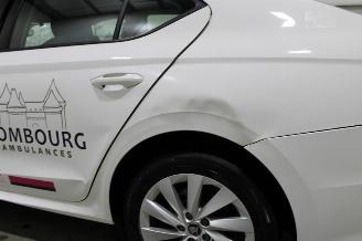 Skoda Octavia  picture 10