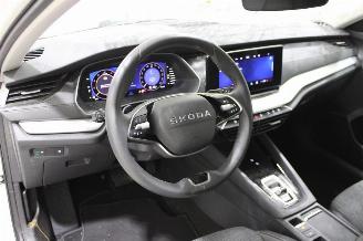Skoda Octavia  picture 11