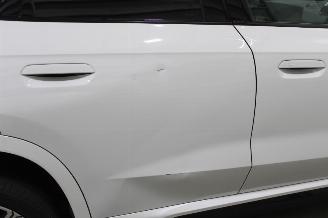 BMW iX1  picture 8