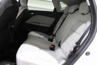 Renault Captur  picture 11