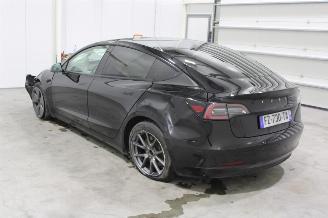 Tesla Model 3  picture 4