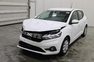 krockskadad bil auto Dacia Sandero  2023/12