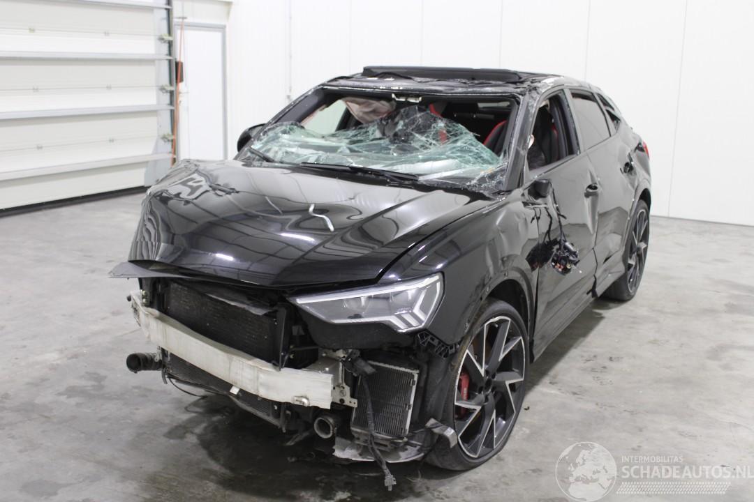 Audi RS Q3