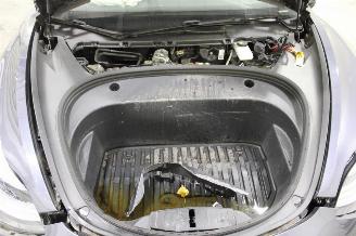 Tesla Model 3  picture 14