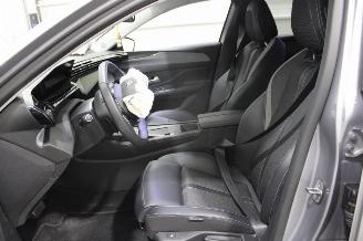 Peugeot 308  picture 10
