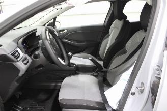 Renault Clio  picture 10