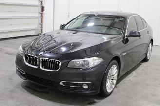 damaged passenger cars BMW 5-serie 525 2015/3
