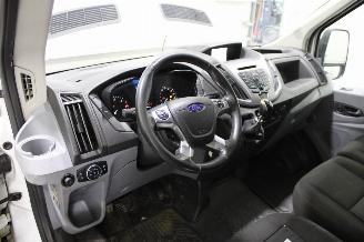 Ford Transit  picture 11