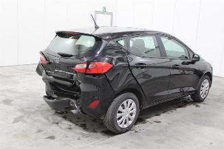 Ford Fiesta  picture 3