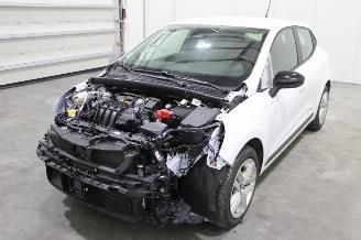 Auto incidentate Renault Clio  2024/2