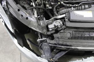 Volkswagen Golf  picture 17
